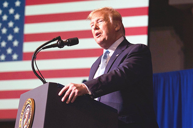 特朗普“炮轰”美最高法院:关税受挫后预测出生公民权案裁决(图1) 特朗普“炮轰”美最高法院:关税受挫后预测出生公民权案裁决(图1)