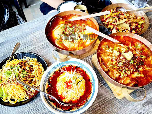 去洛杉矶生子，中餐美食相伴的温馨之旅(图1)